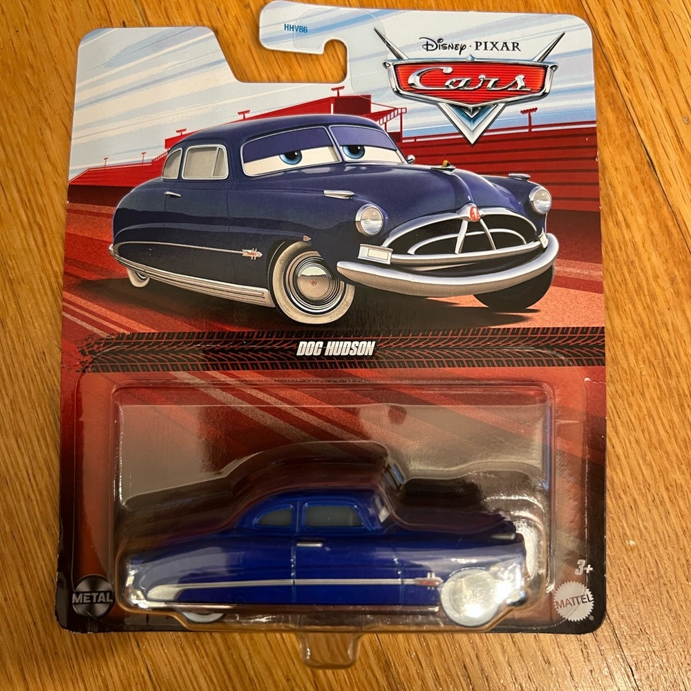 Disney Pixar Cars DOC HUDSON Hornet Metal Series New